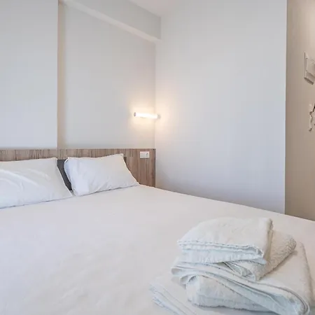 Apartment Areti House *