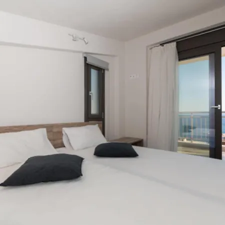Areti Apartament *
